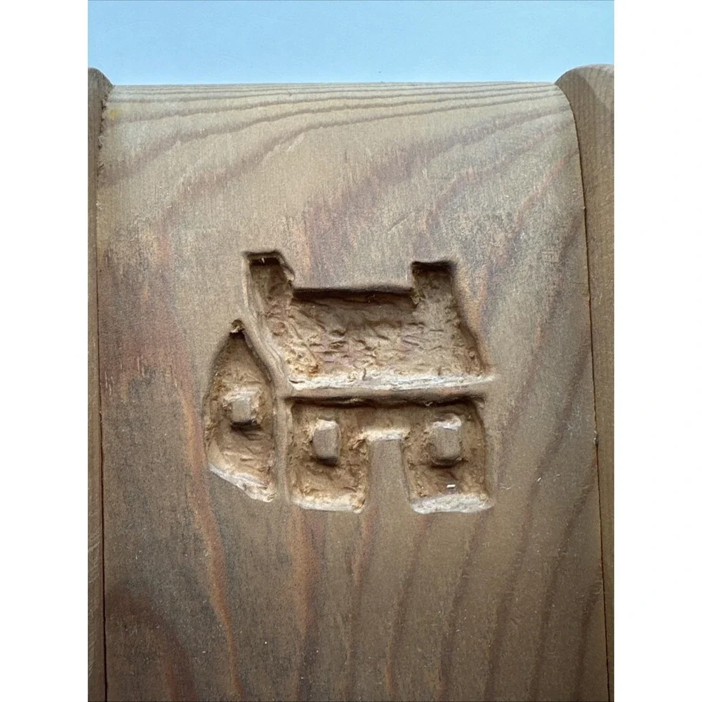 Unbranded‎ Wooden Scoop Hand Carved House Wall Pocket Brown Primitive Folk Art